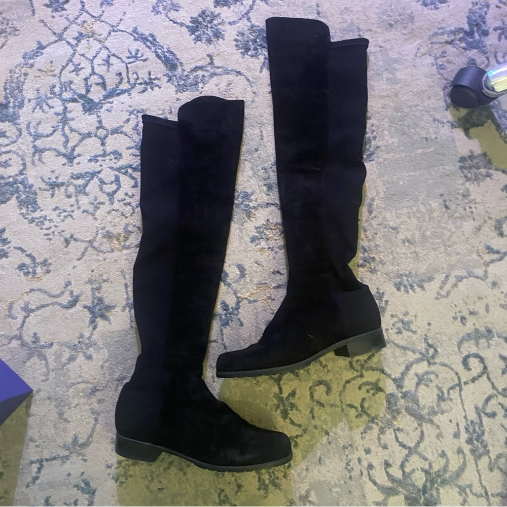 Stuart Weitzman Suede 5050 boots in near perfect condition